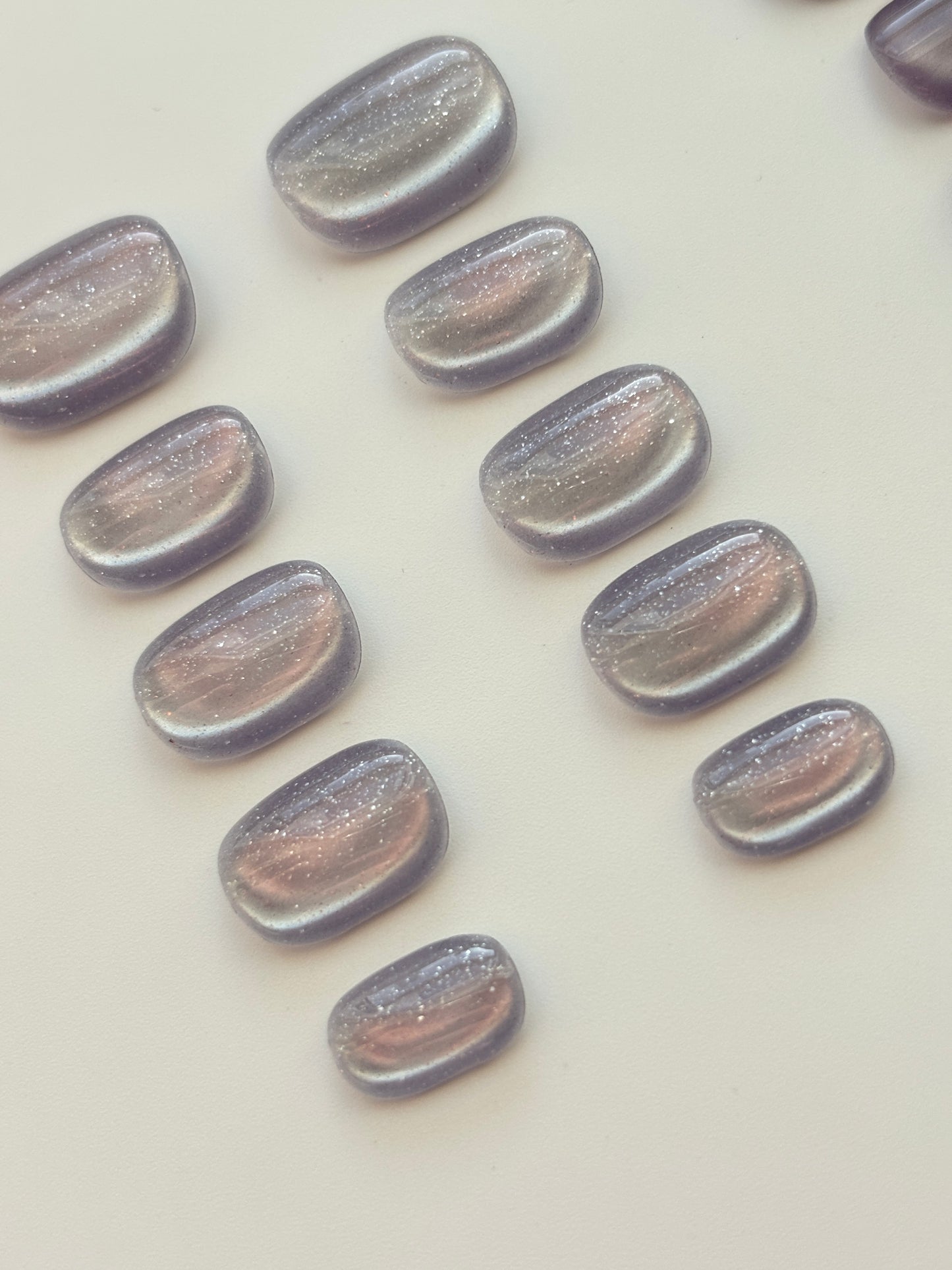 CatEye-Grapes(Round)