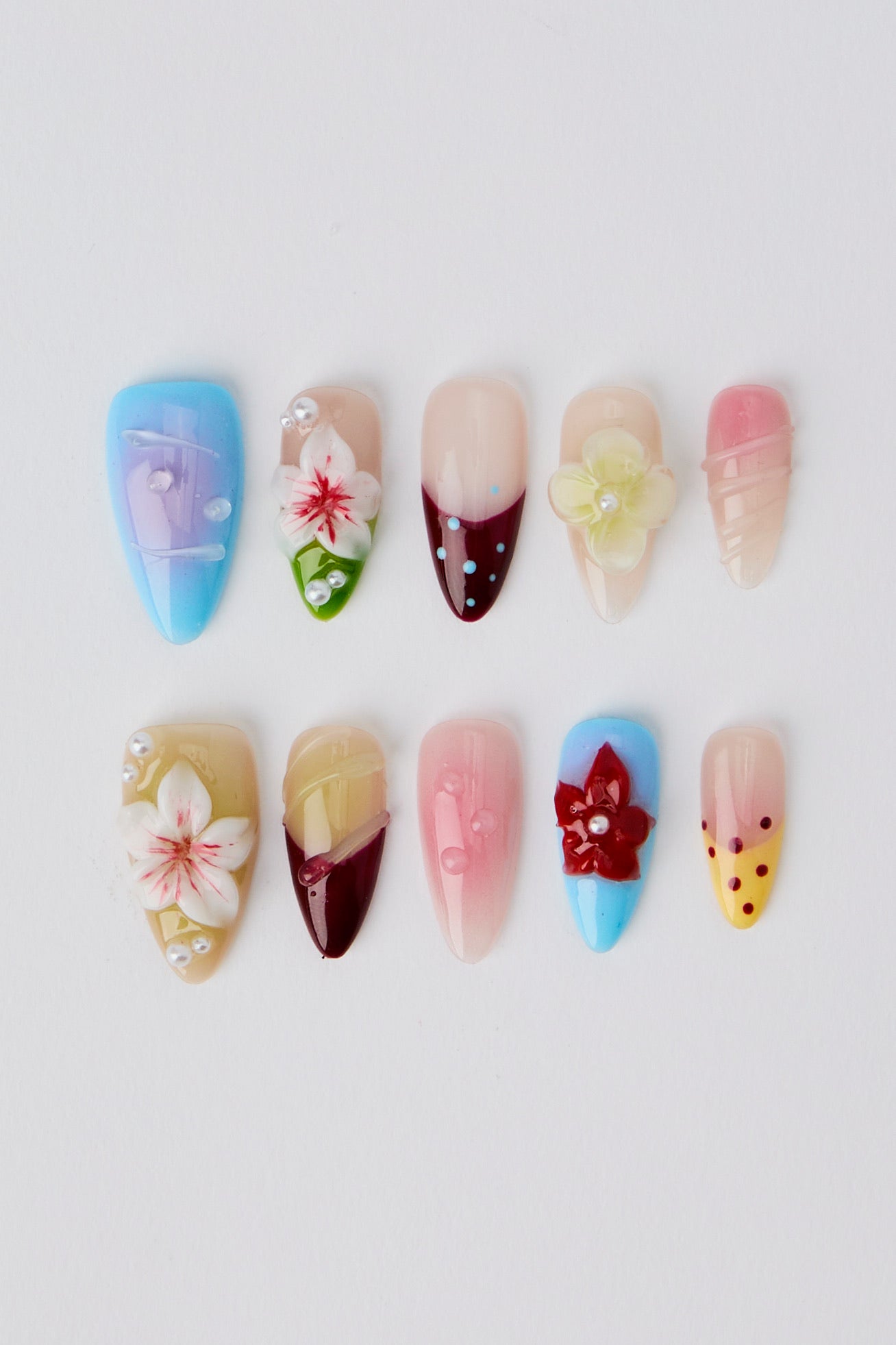 Dotty Dahlia(Long Almond)