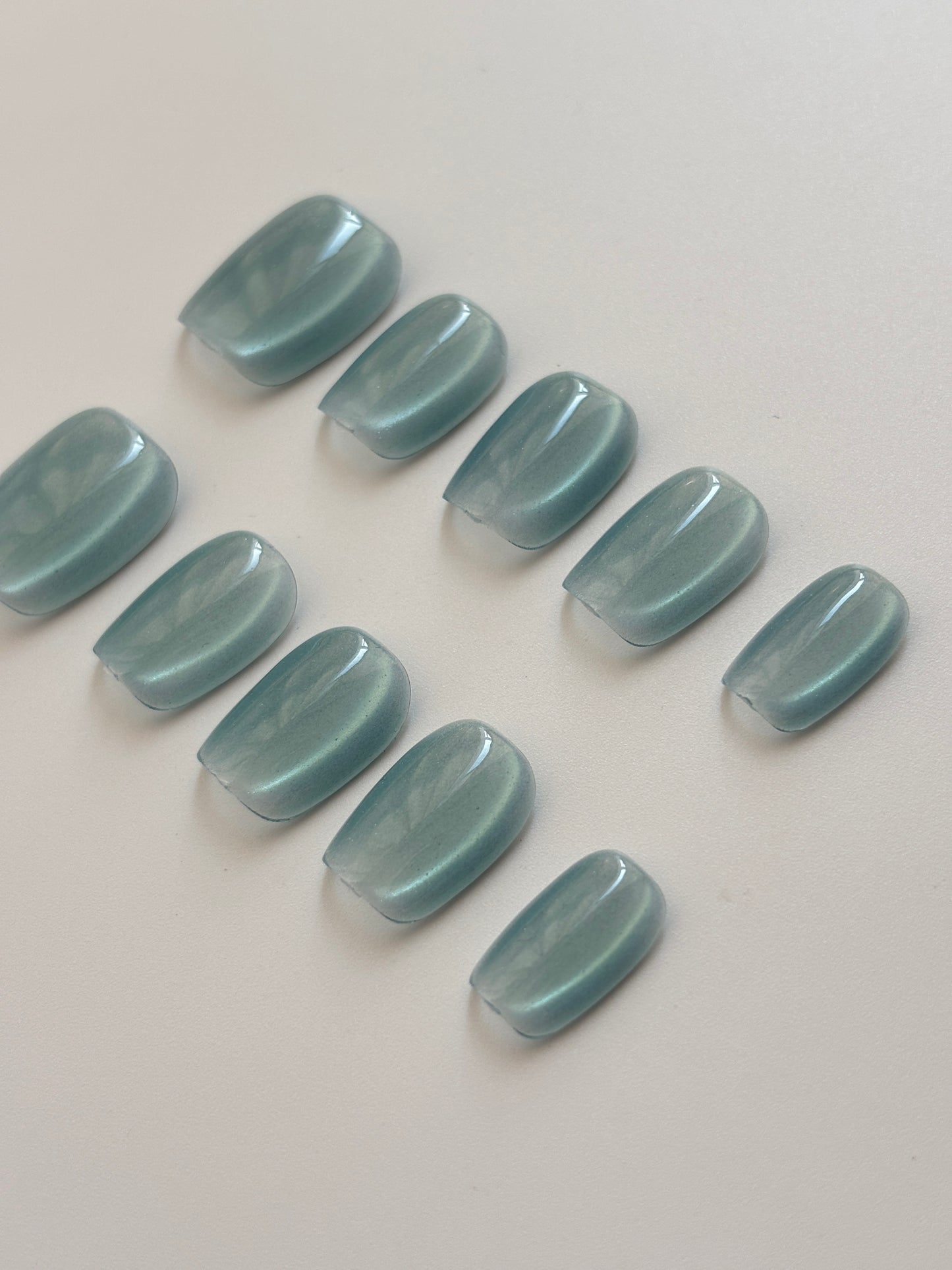 CatEye-Iceland Coffin