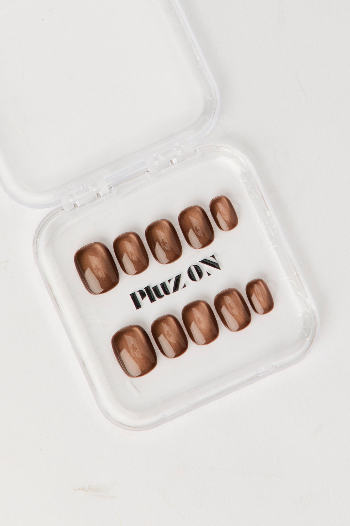 CatEye- Winery Short