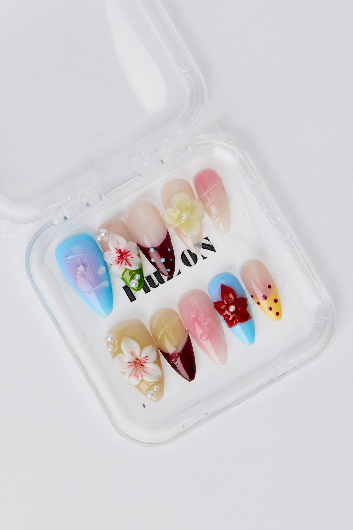 Dotty Dahlia(Long Almond)